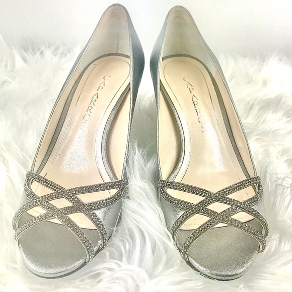CAPARROS Eliza Heels Pumps, Silver, Size 7B - Picture 3 of 8